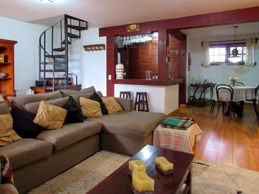 Chale Com Lareira E Wi-Fi Em Campos Do Jordao - Sp Villa Exteriör bild