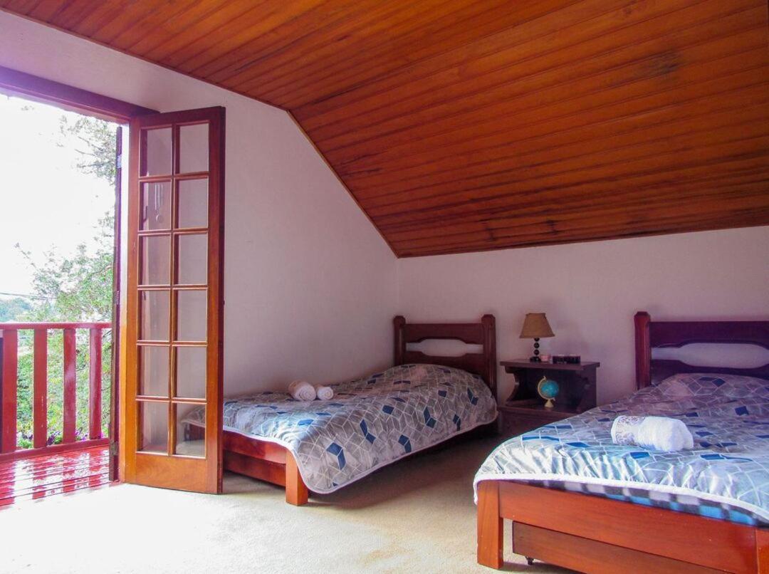 Chale Com Lareira E Wi-Fi Em Campos Do Jordao - Sp Villa Exteriör bild